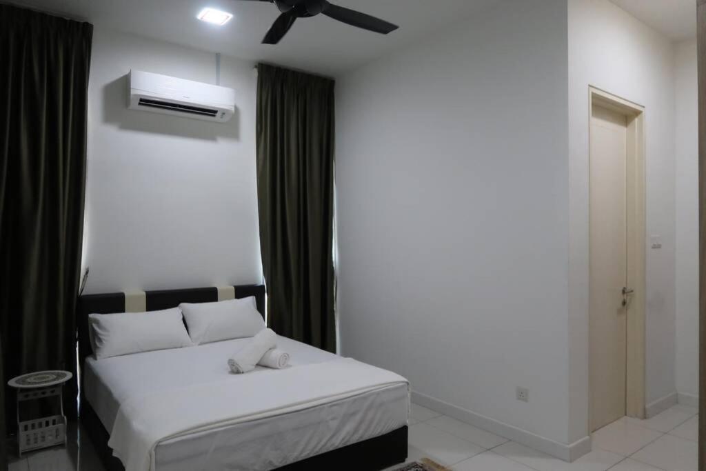 Promo Private Luxurious Nilai Vacation Home Eksteriør bilde