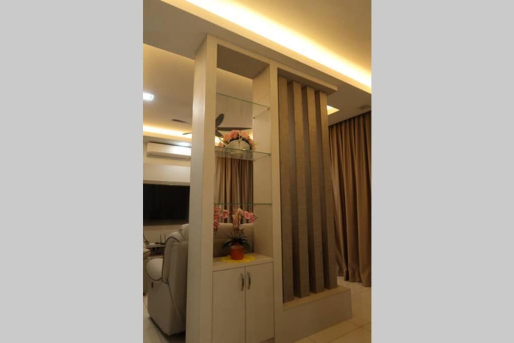 Promo Private Luxurious Nilai Vacation Home Eksteriør bilde