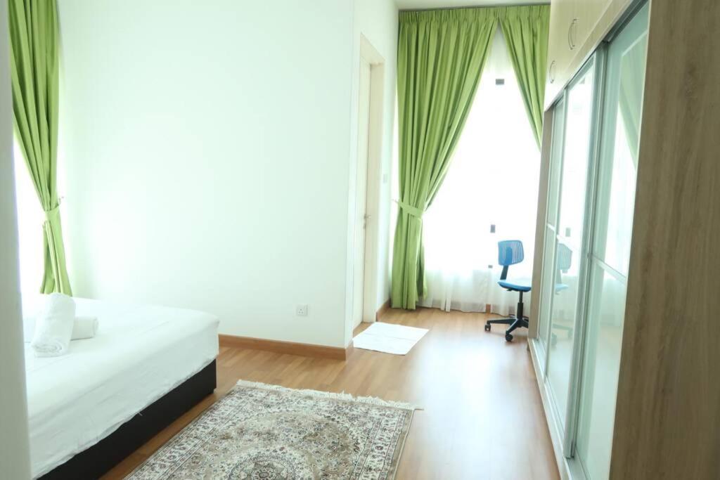 Promo Private Luxurious Nilai Vacation Home Eksteriør bilde